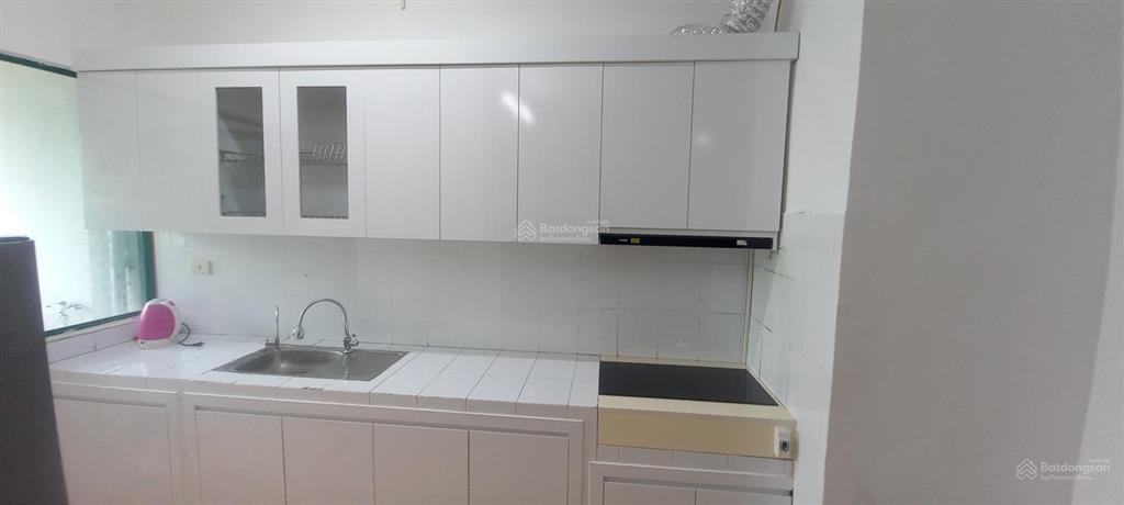 Cho thuê căn hộ 17t10 nguyễn thị định, trung hòa nhân chính, 2 phòng ngủ đủ đồ, ở ngay