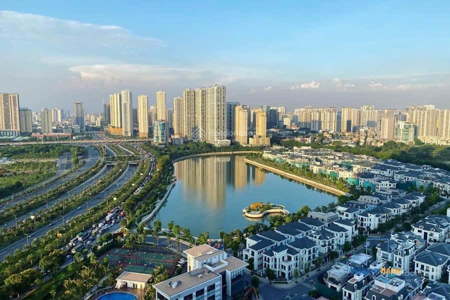 Cho thuê căn hộ 3pn dt 109m2 tòa hapulico nội thất cơ bản có lốt xe ô tô giá 16triệu/th 0967 175 ***