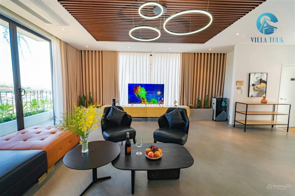 Bán gấp khách sạn tại phường tuần châu, 189 tỷ vnd, 2399 m2. 100 phòng dịch vụ. doanh thu tốt