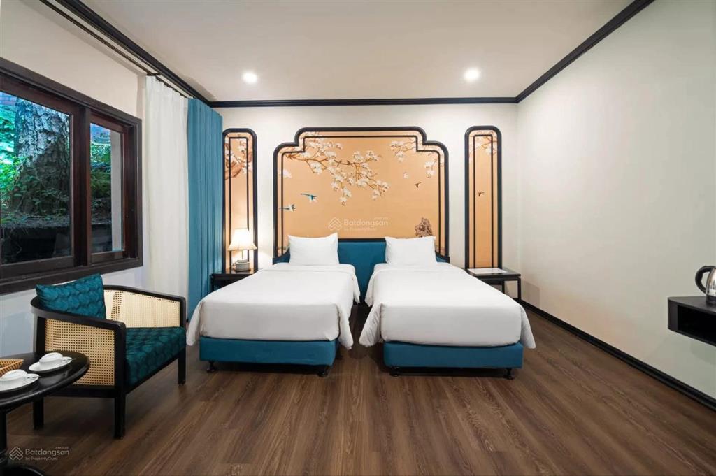 Bán gấp khách sạn tại phường tuần châu, 189 tỷ vnd, 2399 m2. 100 phòng dịch vụ. doanh thu tốt