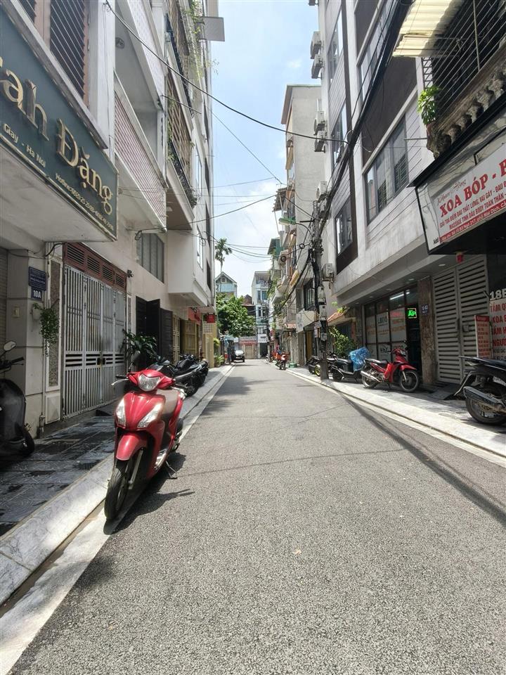Nhà 3 tầng mt rộng tại mai dịch, cầu giấy, 17,5 tỷ, 60m2, giá tốt, ngõ ô tô tránh kinh doanh