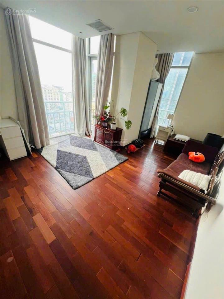 Căn hộ 165m2 siêu vip the lancaster hcm  sổ hồng lâu dài  view đỉnh của chóp tại quận 1