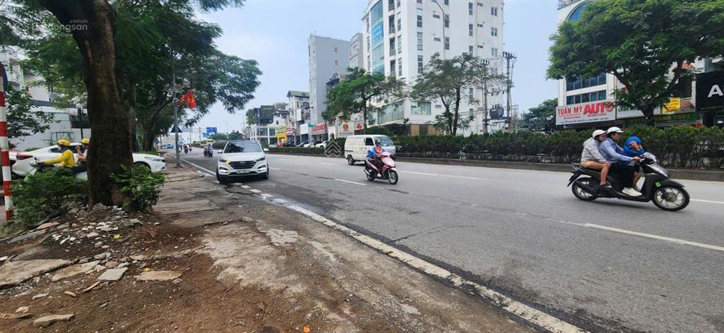 Lô góc 3 mặt thoáng nguyễn văn cừ  957m2  85 tỷ quá hiếm