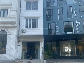 Bán khách sạn 4 tầng trung tâm bãi cháy hạ long  9 phòng kinh doanh ngay chỉ  8,5 tỷ.