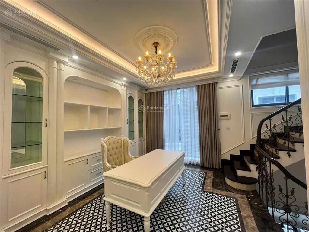 Vinhomes the harmony liền kề 90m2 hoàn thiện đẹp, có thang máy gần hồ 12ha.