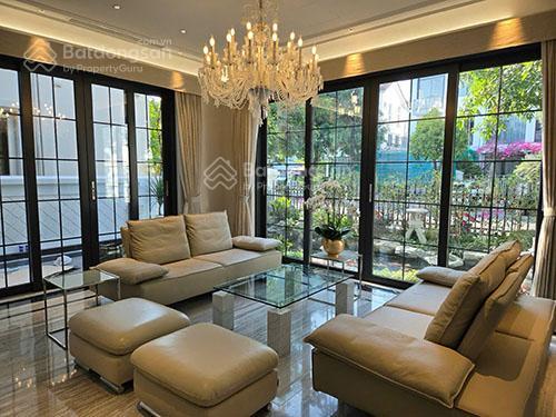 Đơn lập hoa phượng 146m2  đường rộng 4 làn xe  lắp thang máy nội thất đẹp