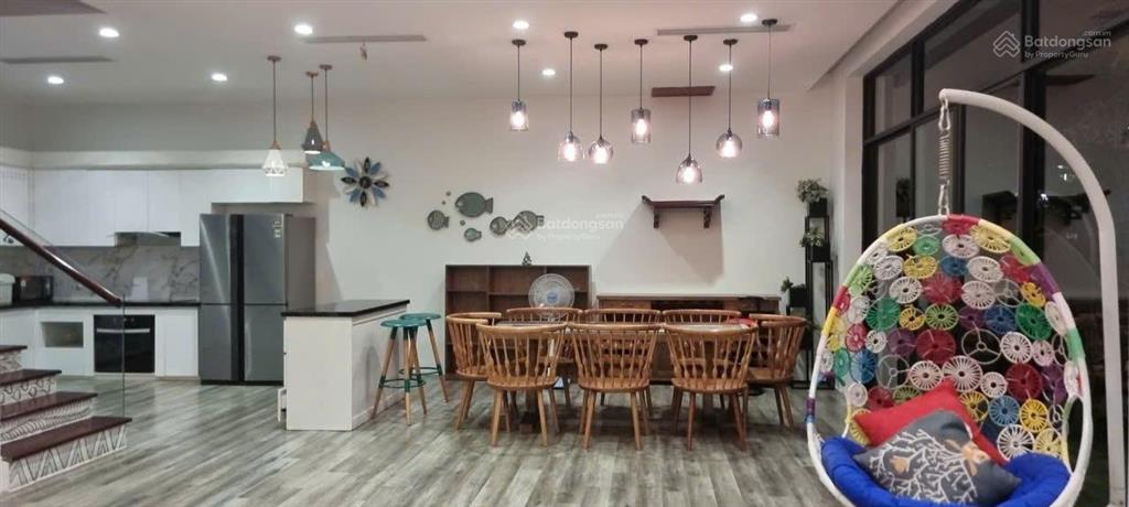 Cho thuê song lập tại vinhomes riverside, 52 triệu, 177m2, 4pn, đầy đủ tiện nghi