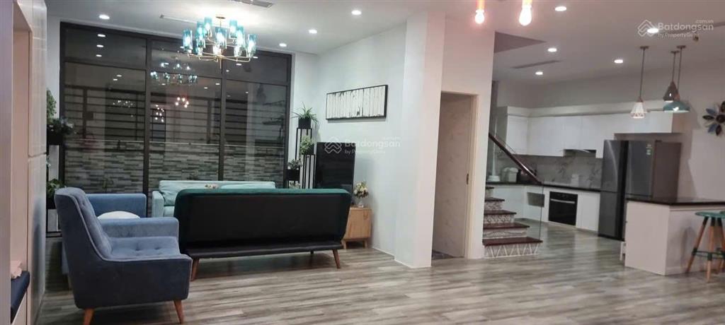 Cho thuê song lập tại vinhomes riverside, 52 triệu, 177m2, 4pn, đầy đủ tiện nghi