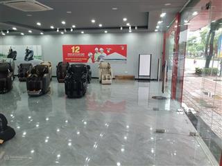 Cho thuê cửa hàng mặt tiền rộng 13m, 55 triệu, 215m2, trục chính kinh doanh sầm uất