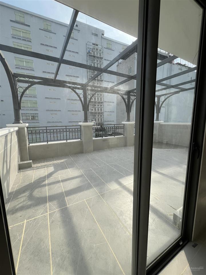 Bán tòa chdv đường tân kỳ tân quý  10x25m  hầm 5 tầng  hdt 205tr/tháng  giá bán 35 tỷ