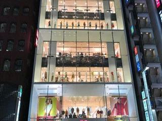 Bán toà nhà văn phòng ngay gigamall  8x23m  hầm 7 tầng st  hdt 140tr/tháng  giá bán 32 tỷ