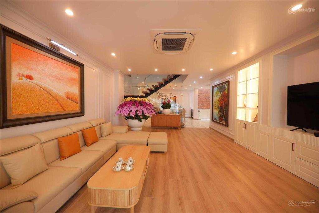 Bán tòa nhà chdv cách mạng tháng 8  8x20m  hầm 6 tầng  hđt 130tr/tháng  giá bán 26 tỷ tl