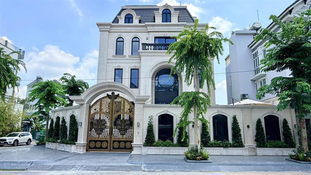 Siêu biệt thự công nhận 500m2 khu compound ngay lakeview, quận 2  sổ hồng  3 tầng  giá 79 tỷ tl