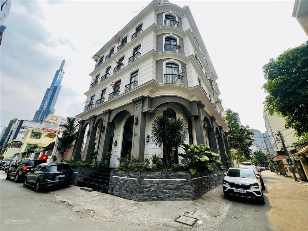 Siêu thật! góc 2 mặt tiền nguyễn kiệm, phú nhuận  công nhận 1200m2  xd hầm 7 tầng  giá 120 tỷ tl