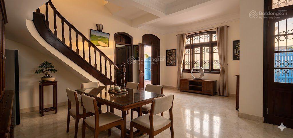 Bán nhà thái hà 154m2, mặt tiền 12m, lô góc, giá 46 tỷ.