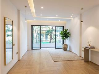 Bán nhà hoàng cầu 62m2, 5 tầng thang máy, ô tô tránh, vỉa hè  chỉ 27.9 tỷ
