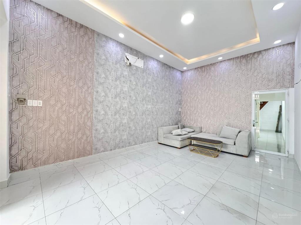 Nhà chính chủ bán gấp căn nhà siêu rộng siêu đẹp! dt chuẩn hot ngang 4m nở hậu 4m1 x 17m