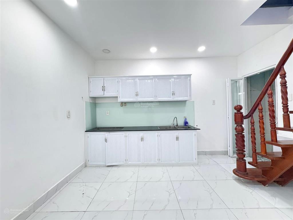 Nhà chính chủ bán gấp căn nhà siêu rộng siêu đẹp! dt chuẩn hot ngang 4m nở hậu 4m1 x 17m