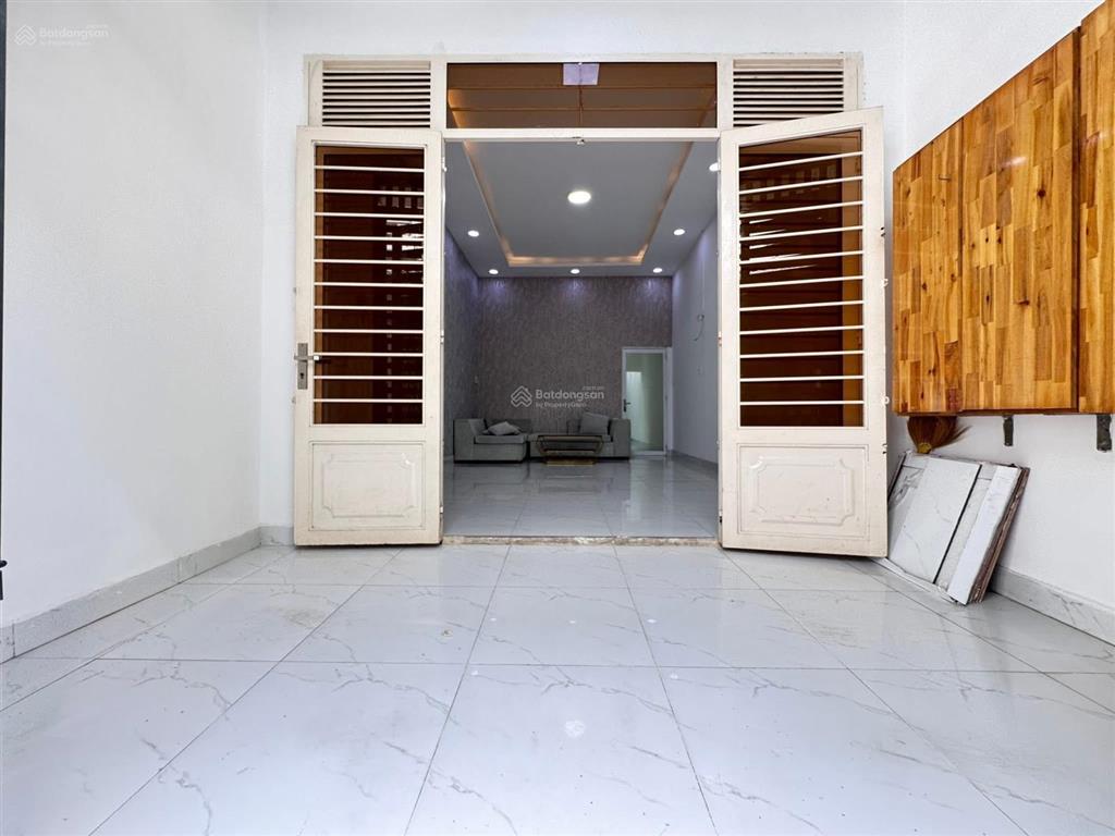 Nhà chính chủ bán gấp căn nhà siêu rộng siêu đẹp! dt chuẩn hot ngang 4m nở hậu 4m1 x 17m