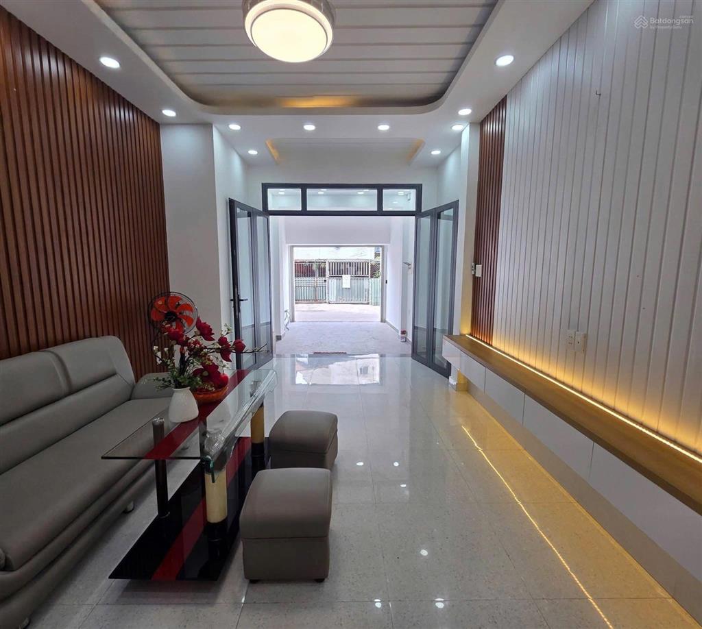 Nhà chinh chủ hẻm thông kinh doanh buôn bán đa ngành nghề diện tích 51 m trệt 3 lầu mới gia hơn 6 t