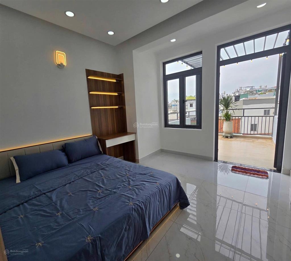 Nhà chinh chủ hẻm thông kinh doanh buôn bán đa ngành nghề diện tích 51 m trệt 3 lầu mới gia hơn 6 t