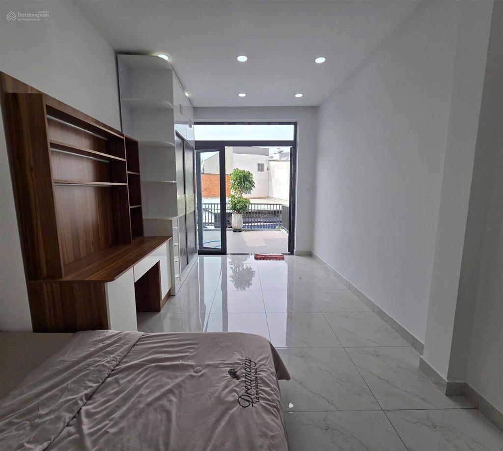 Nhà chinh chủ hẻm thông kinh doanh buôn bán đa ngành nghề diện tích 51 m trệt 3 lầu mới gia hơn 6 t