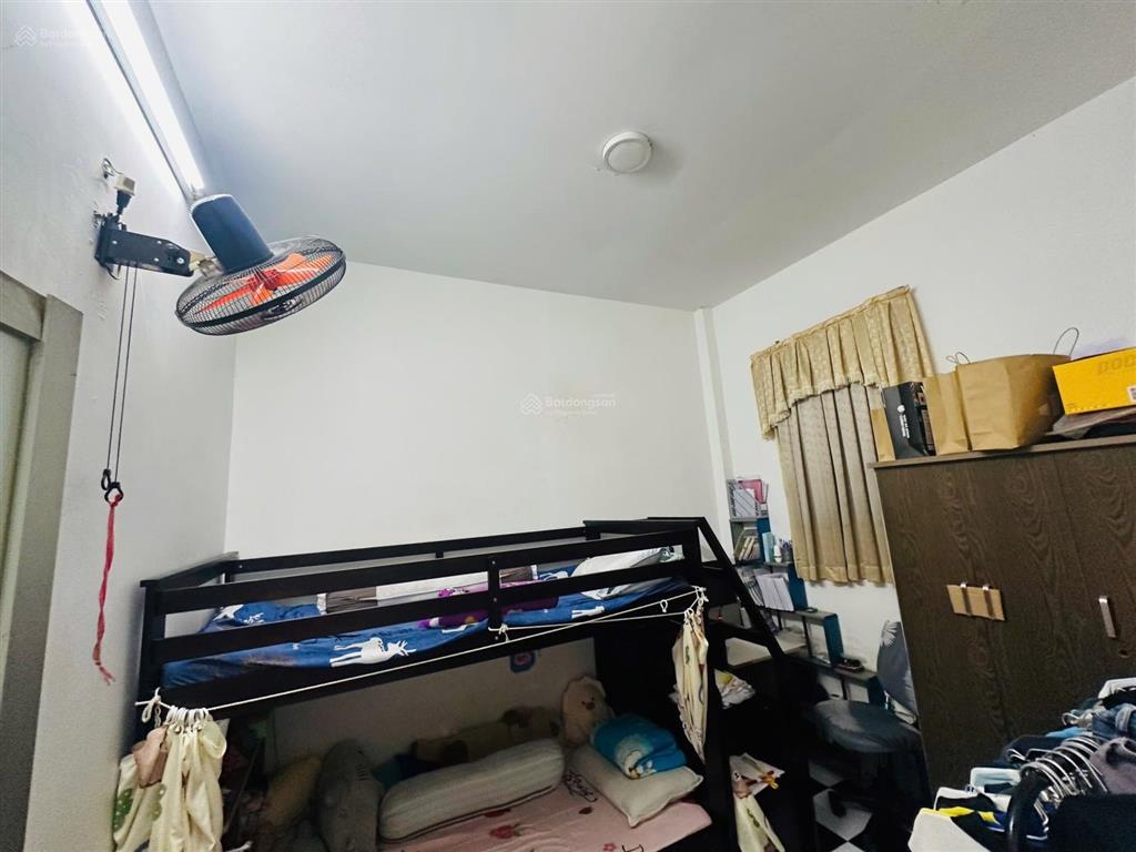 Nhà bán đuờng quang trung gần chợ tân sơn giá  4 tỷ 150 tl dt  5 m x 7 m trệt lầu giá 4 tỷ 150