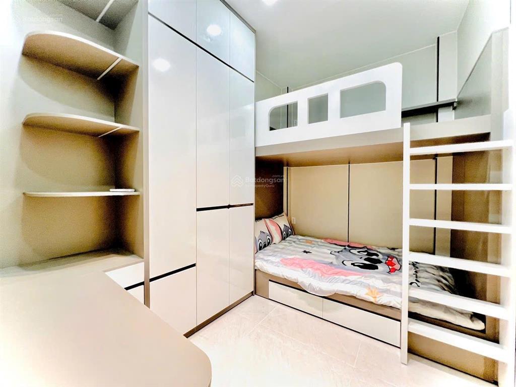 Nhà chinh chủ sổ riêng nguyễn văn quá dt sử dụng 44,5 m trệt lầu gồm 2 pn 2wc