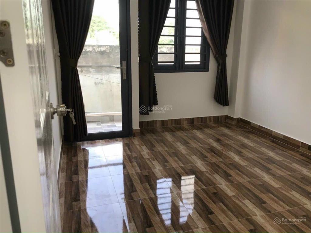 Nhà chính chủ cần tiền bán gấp diện tích 3,2 x 10, 1 lầu 1 xẹt quang trung sổ riêng giá hơn 4 tỷ