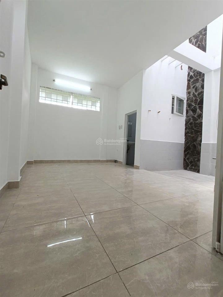 Chủ gửi cần bán gấp nhà ngay công viên làng hoa gò vấp diện tích ~ 96 m2 trệt 2 lầu giá 7 tỷ 4 tl