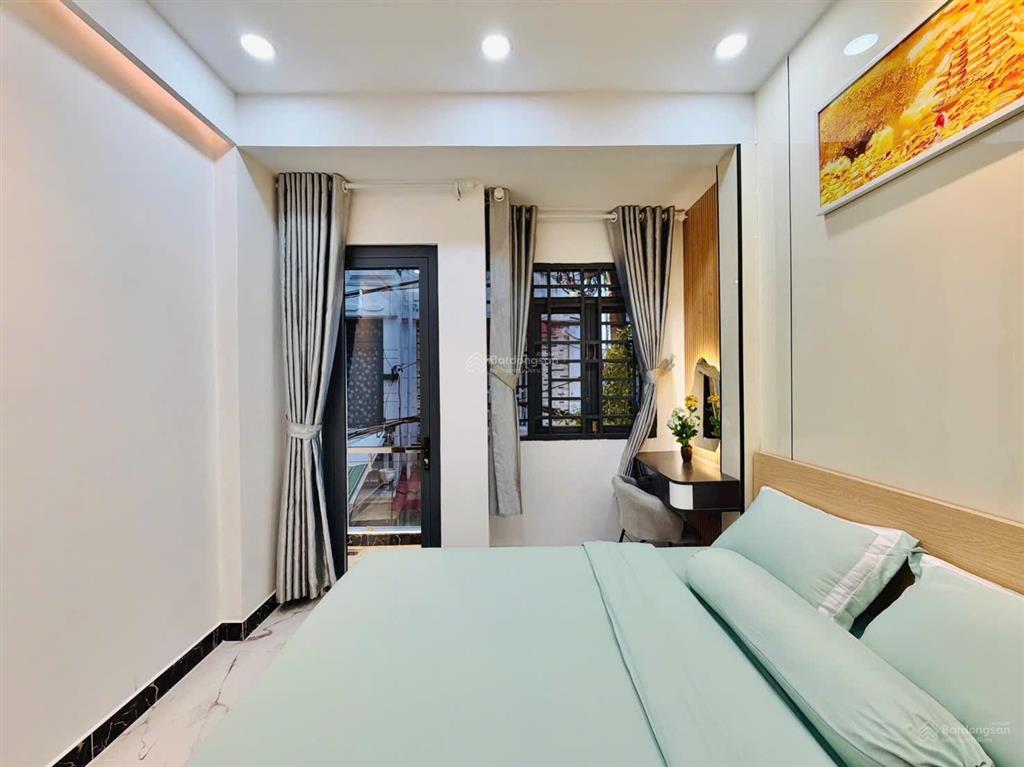 Nhà chính chủ thuộc đường nguyễn duy cung p.12 gò vấp dt ngang 3 dài 9 trệt lầu giá hơn 3 tỷ