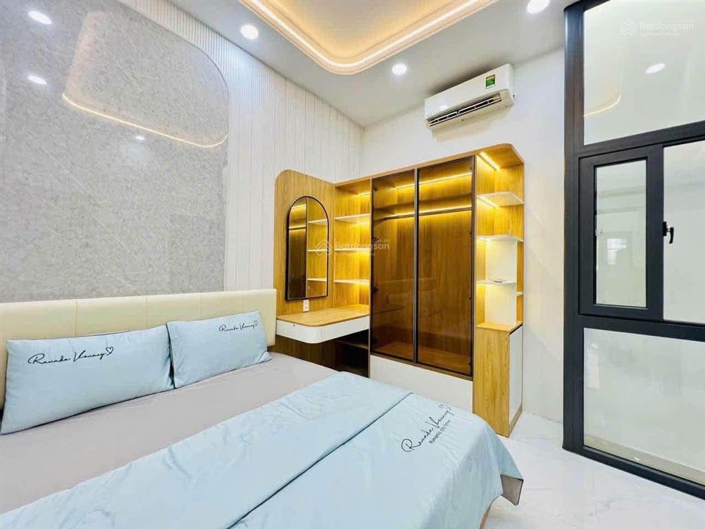 Nhà chính chủ mới
giá 4 tỷ 350 triệu tl
vị trí đường bùi quang là, phường an hội tây (p12 cũ).