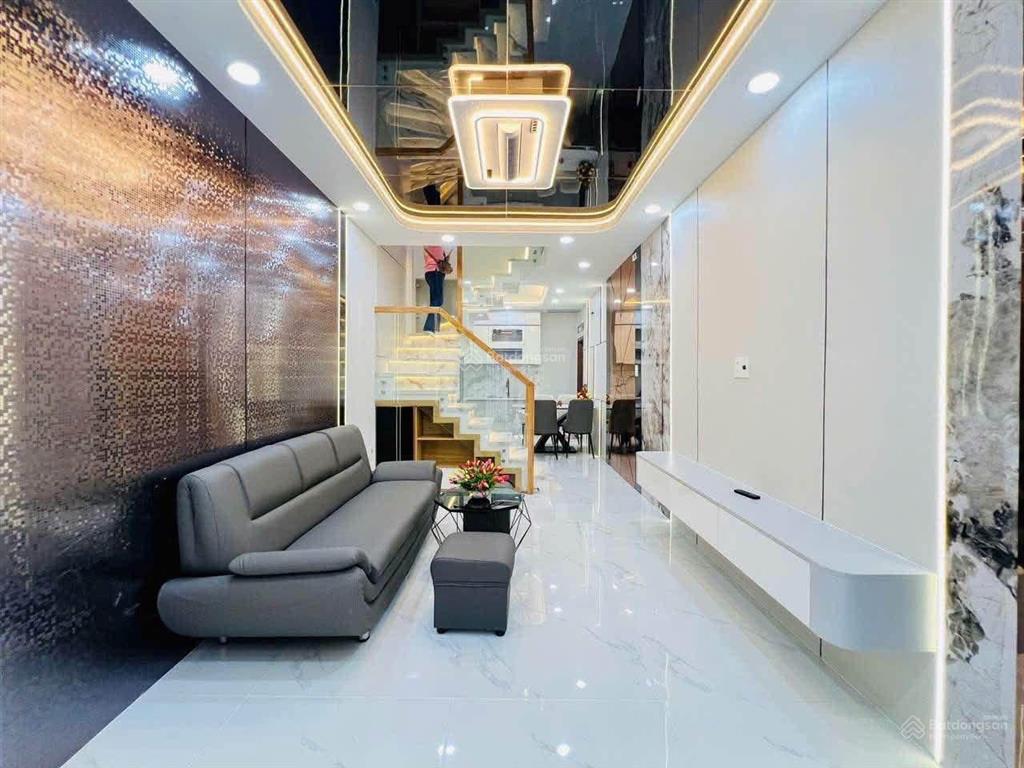 Nhà chính chủ mới
giá 4 tỷ 350 triệu tl
vị trí đường bùi quang là, phường an hội tây (p12 cũ).