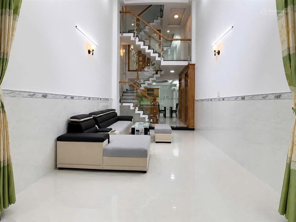 Nhà chính chủ thuộc đường bùi quang là khu phân lô rất đẹp diện tích 60 m trệt 3 lầu rưỡi giá 6,65