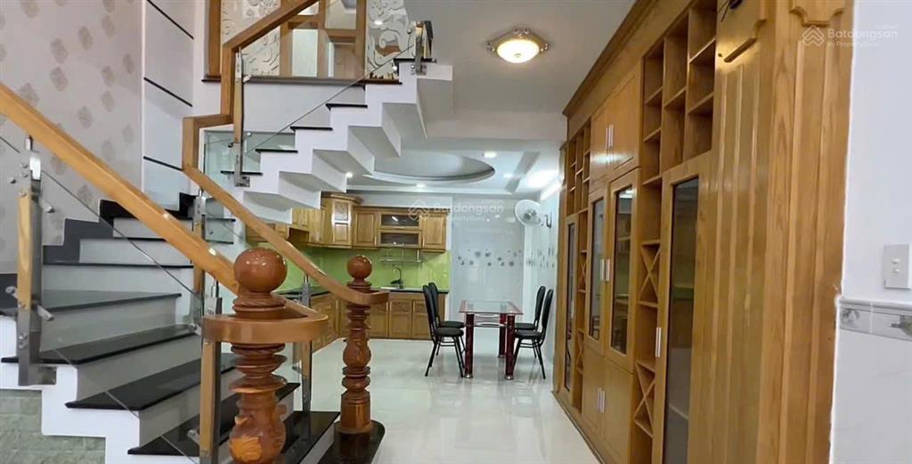 Nhà chính chủ thuộc đường bùi quang là khu phân lô rất đẹp diện tích 60 m trệt 3 lầu rưỡi giá 6,65