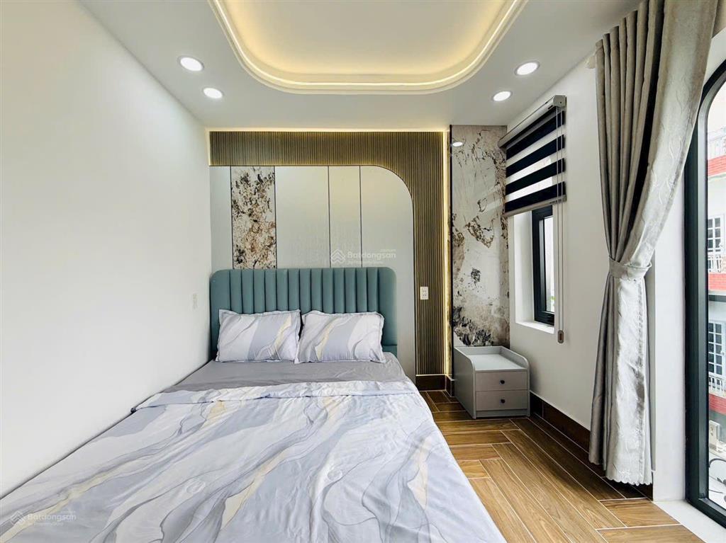 Nhà chính chủ thuộc đường quang trung hẻm thông xe tải dt 4 x16 trệt 3 lầu nhà mới giá hơn 7 tỷ