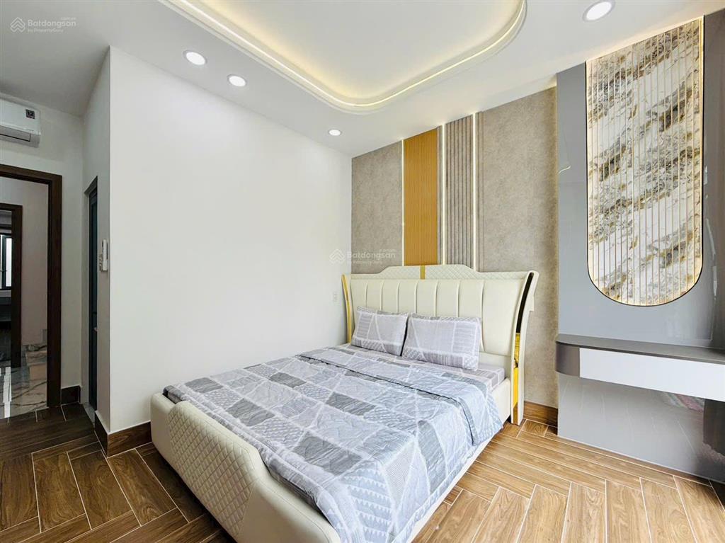 Nhà chính chủ thuộc đường quang trung hẻm thông xe tải dt 4 x16 trệt 3 lầu nhà mới giá hơn 7 tỷ