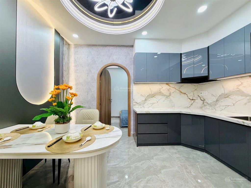 Nhà chính chủ thuộc đường quang trung hẻm thông xe tải dt 4 x16 trệt 3 lầu nhà mới giá hơn 7 tỷ