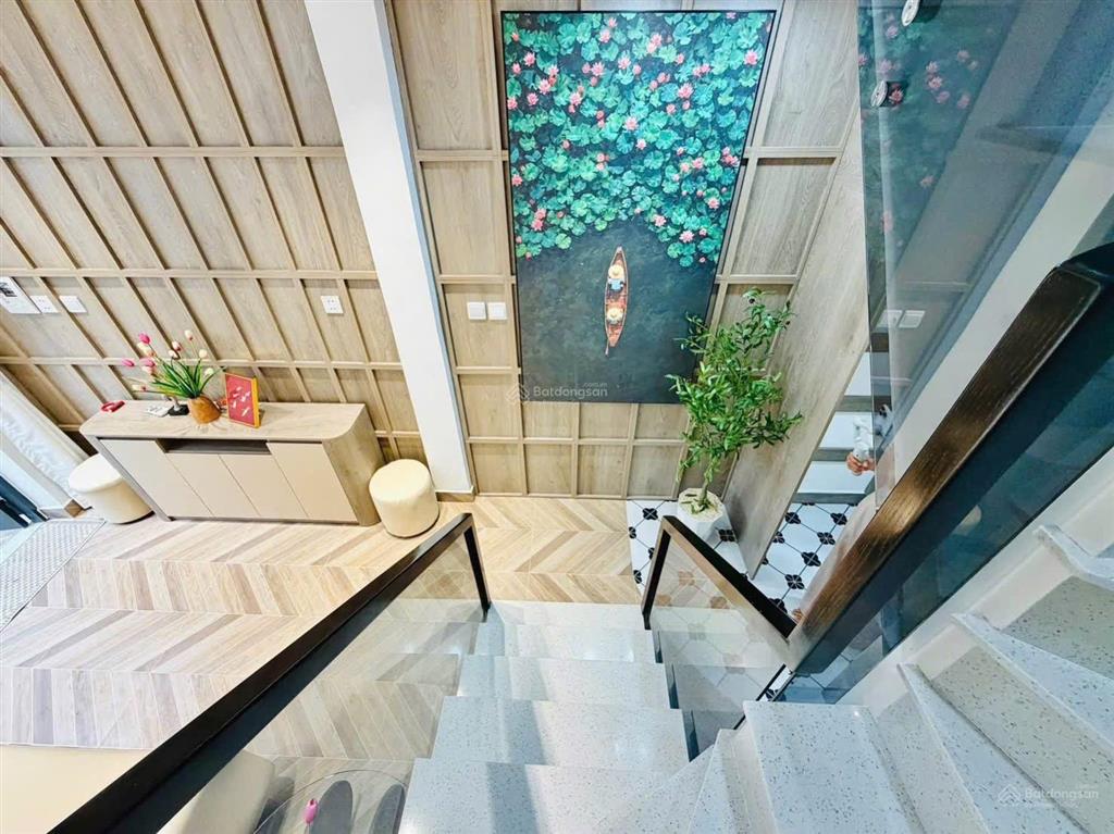 Lên sóng căn minihouse chỉ 3.** tỷ
vt thống nhất  p.ahđ (p.15 cũ)  hcm
nhà mới vô ở ngay