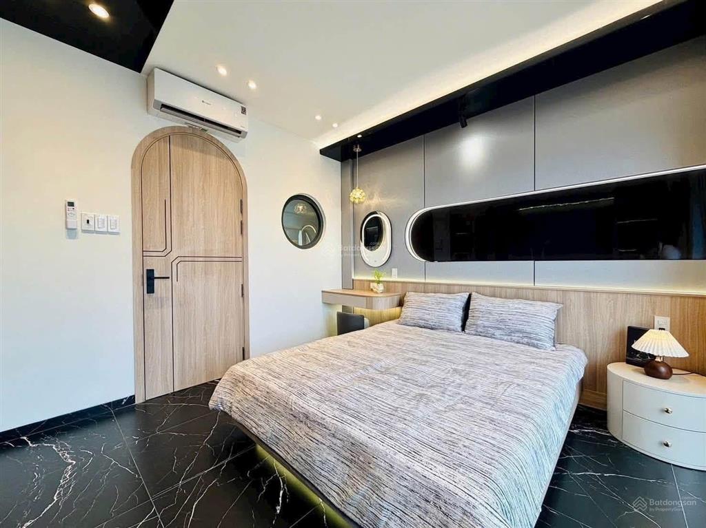 Siêu phẩm xây mới có thang máy thuộc đường số 51, aht, gò vấp sát bên bờ kênh tham lương, 10,95 tỷ