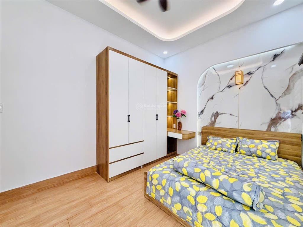 Ban nhà mới chính chủ thuộc phạm văn chiêu p 9 gò vấp tphcm dt 73 m trệt lầu gúa 6 ty 99