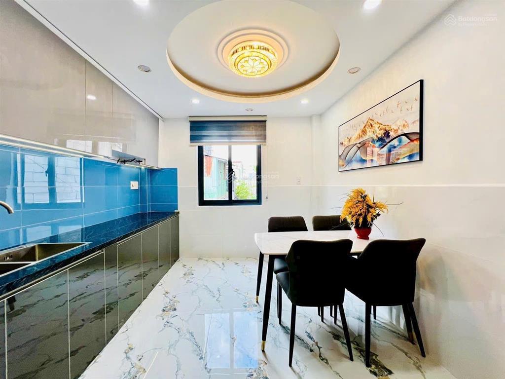 Nhà mới đẹp đầy đủ nội thất ngay chợ thạch đà đường phạm văn chiêu gò vấp dt 37 m trệt 2,5 lầu