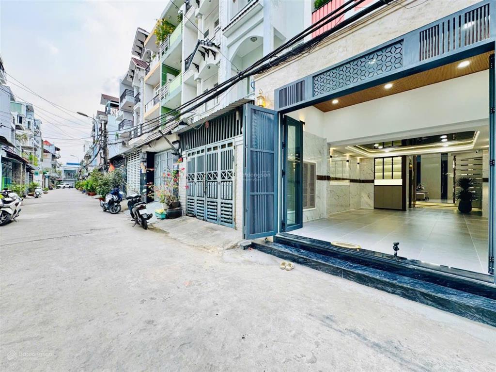 Nhà mới chính chủ thuộc đường phan huy ích dt 4,2 x15,5m trệt lửng 3 lầu có thang máy 10 tỷ 9 tl