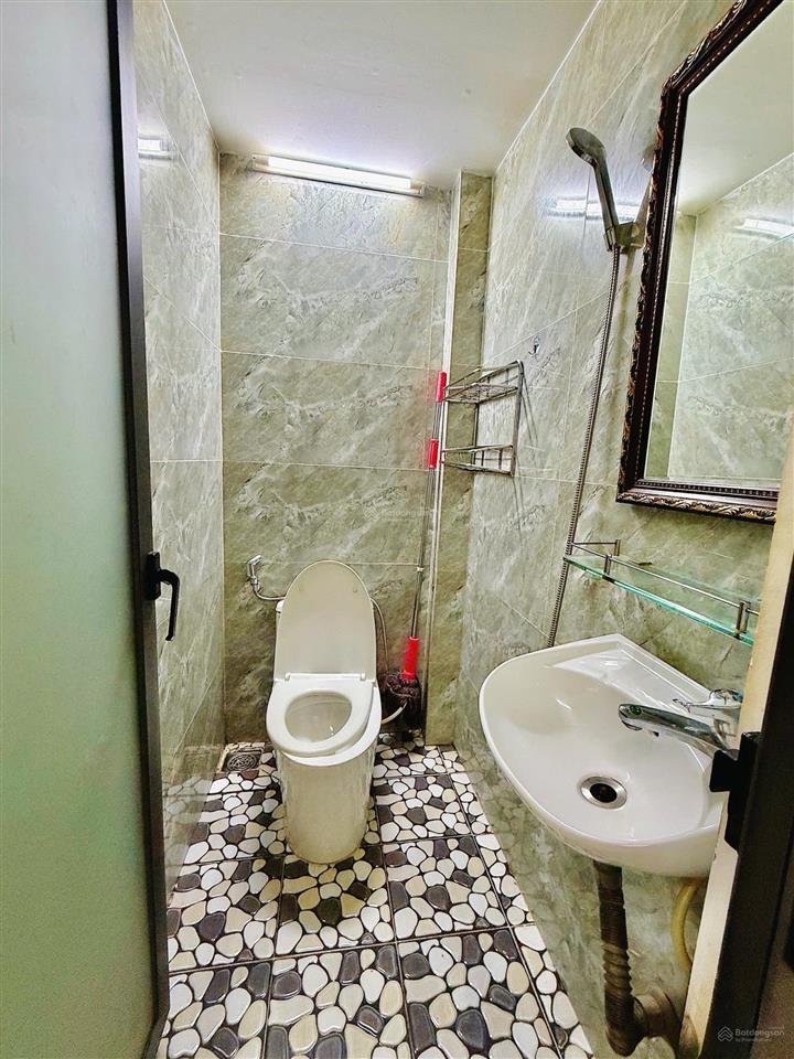Chủ cần giảm mạnh bán gấp nhà đường phan huy ích p. 12 dt 33 m trệt lầu hẻm xe hơi giá 4 tỷ tl