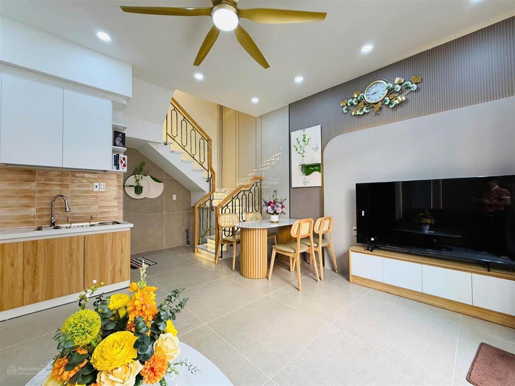 Nhà chính chủ đường nguyễn tư giản phường an hội tây tphcm dt ngang 5 dài 6 trệt 2 lầu giá 5 tỷ680