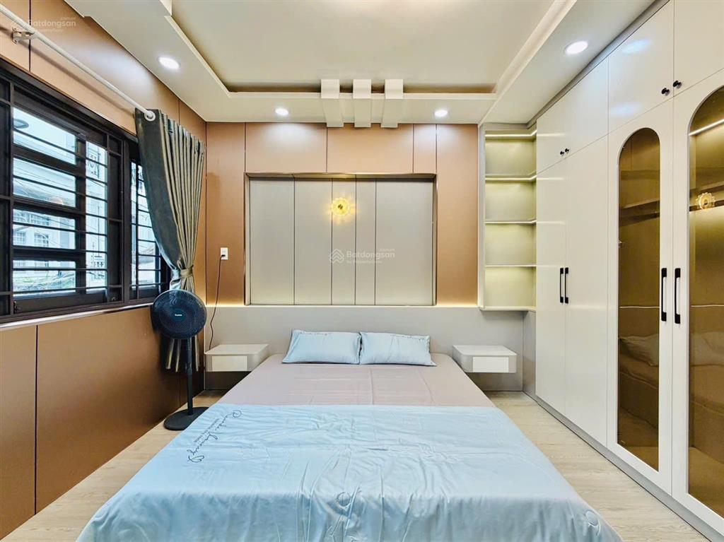 Nhà chính chủ mới đầy đủ nội thất bán đường phạm văn chiêu dt 40m2 trệt 2 lầu hẻm xe hơi