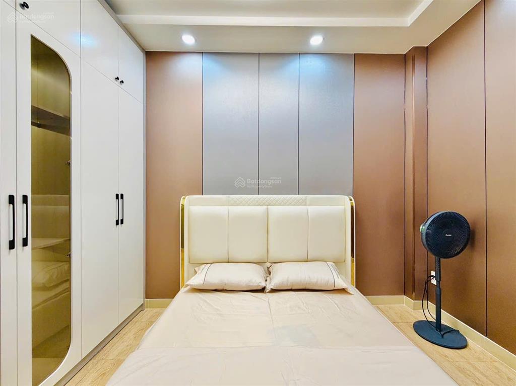Nhà chính chủ mới đầy đủ nội thất bán đường phạm văn chiêu dt 40m2 trệt 2 lầu hẻm xe hơi