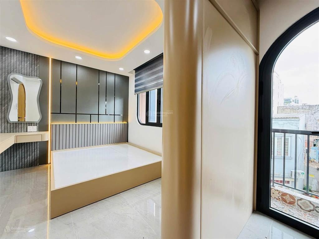 Nhà chính chủ xây mới 100% ngay phan huy ích ích đất gần 80 m đúc 3,5 tấm giá chỉ 7 tỷ gần emat 2