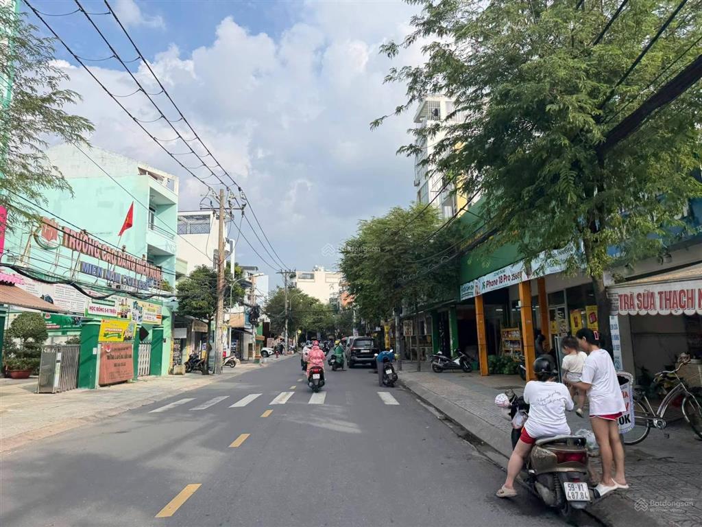 Mặt tiền cây trâm gv kinh doanh buôn bán đa ngành nghề dt ngang 4,15 dài 9 trệt lửng 2 lầu giá 7,3