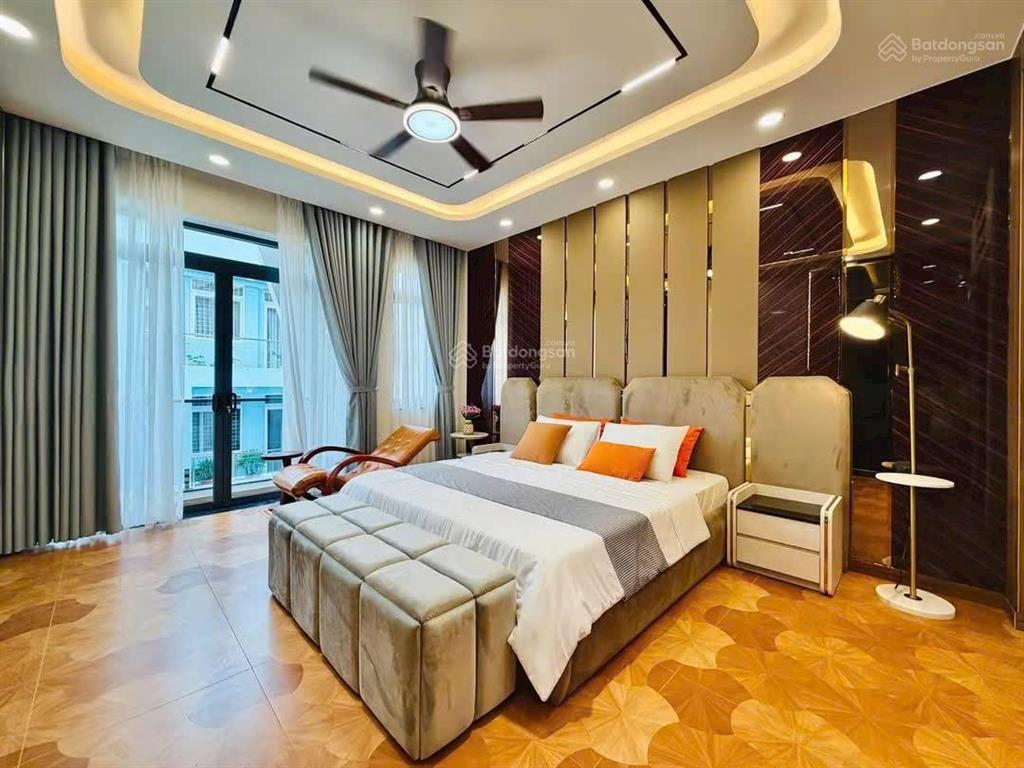 Siêu phẩm đường huỳnh văn nghệ p 12 sát bên nhà ga t3 dt 4,4 x14 trệt lửng 4 lầu hẻm 8 m giá 12 tỷ